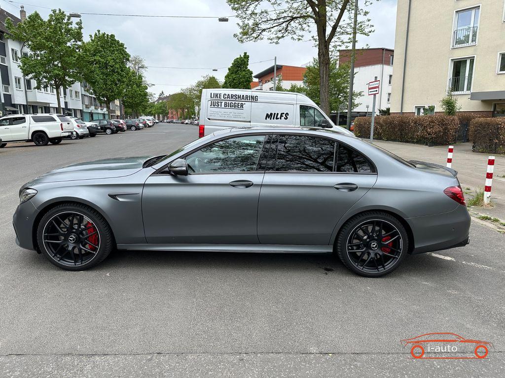 Mercedes-Benz E 63 4Matic AMG za 90500€