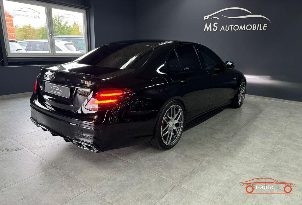 Mercedes-Benz E 63 S AMG 4Matic za 79500€