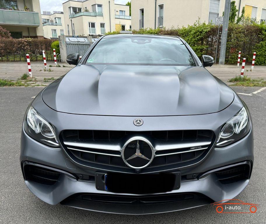 Mercedes-Benz E 63 4Matic AMG za 90500€