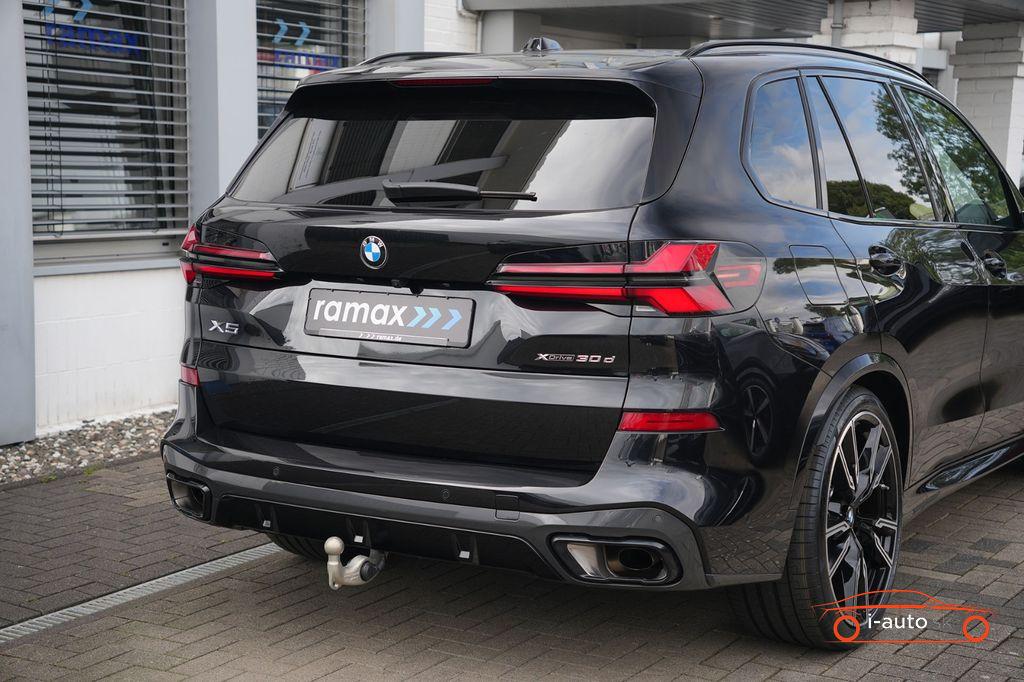 BMW X5 xDrive 30d M  za 102940€