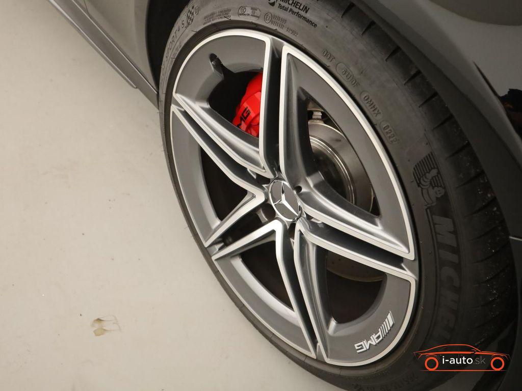 Mercedes-Benz E 63 S AMG 4M za 89800€