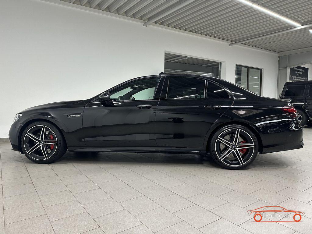 Mercedes-Benz E 63 S 4Matic AMG za 95100€