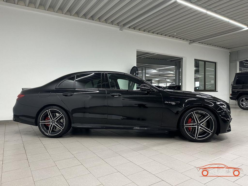 Mercedes-Benz E 63 S 4Matic AMG za 95100€