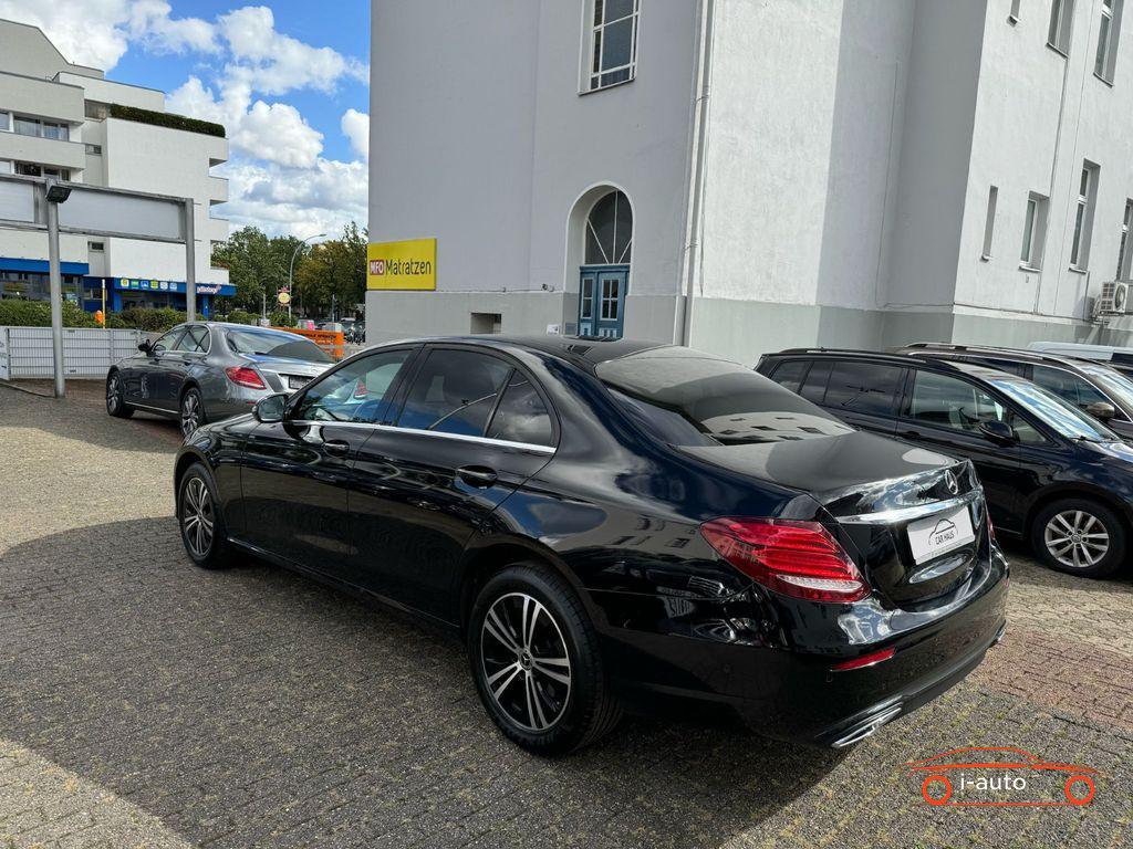 Mercedes-Benz E 220 Business za 30800€