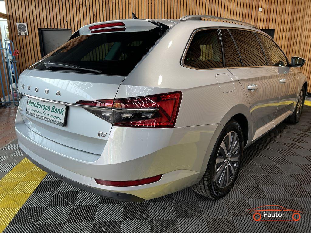 Skoda Superb Combi 1.4 TSI iV DSG za 32100€