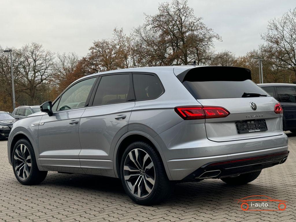 Volkswagen Touareg 3.0 TDI 4Motion R-line za 55700€