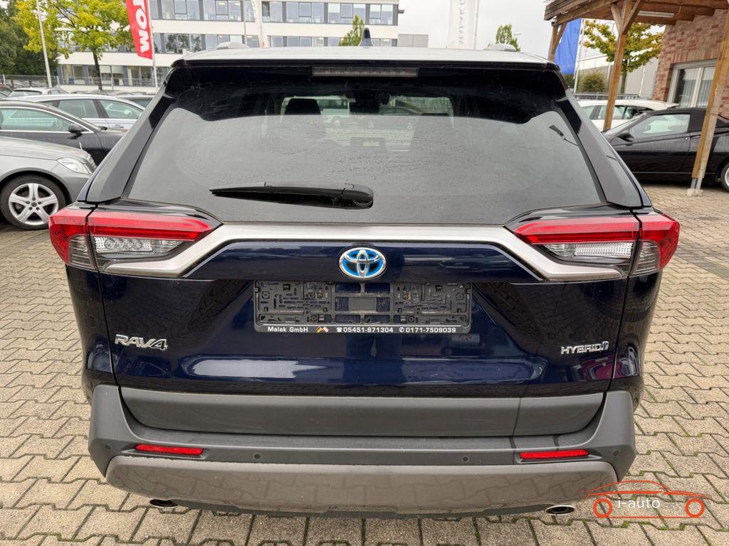 Toyota RAV4 Hybrid 4x2 Club za 31250€