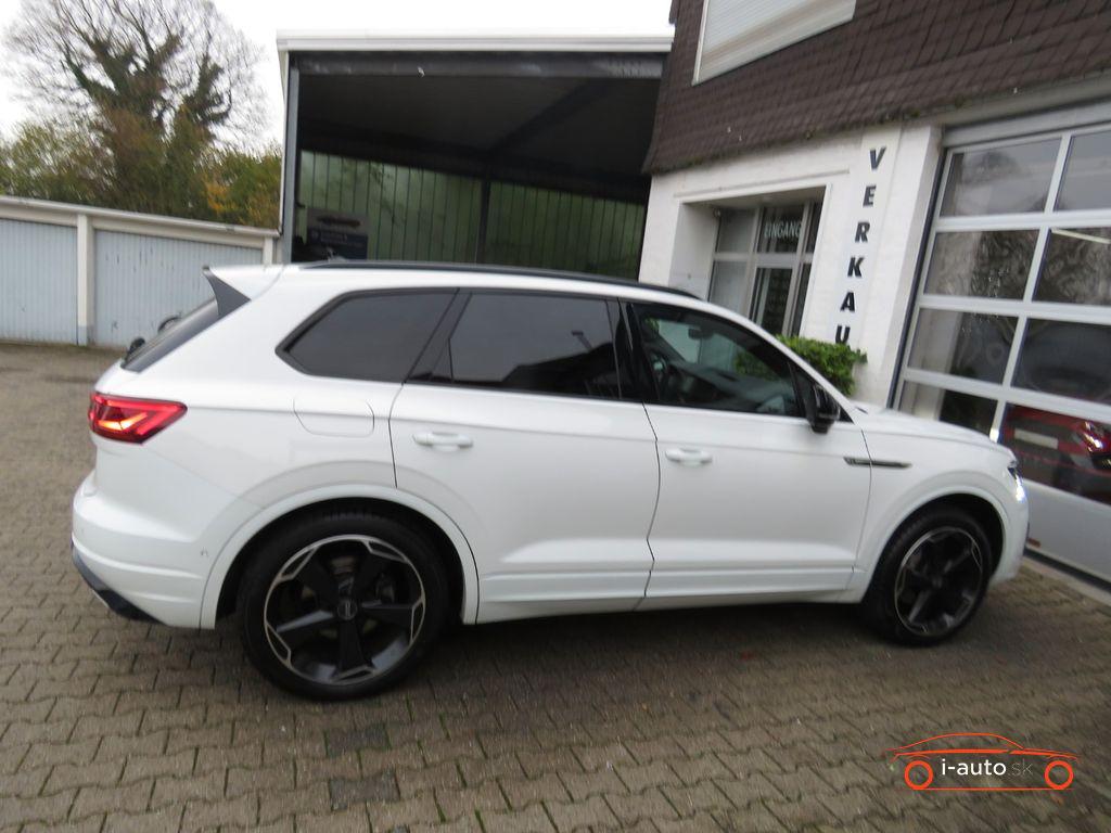 Volkswagen Touareg 3.0 TDI 4Motion R-line za 46010€