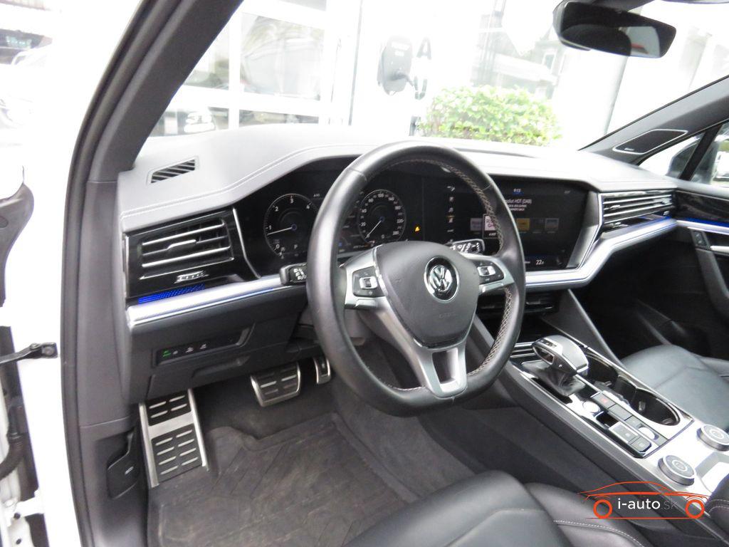 Volkswagen Touareg 3.0 TDI 4Motion R-line za 46010€