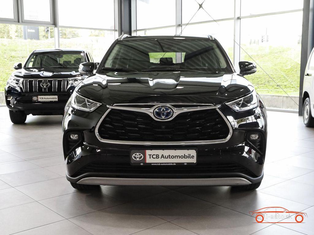 Toyota Highlander 2.5 Hybrid 4x4 Luxury za 56700€