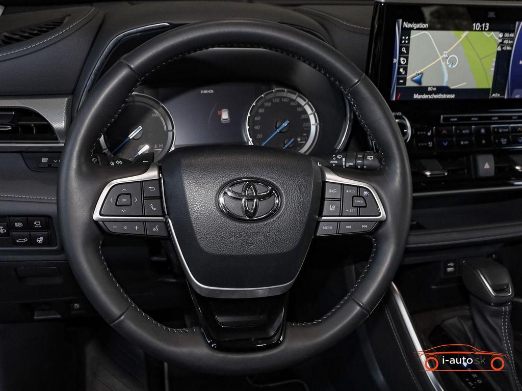 Toyota Highlander 2.5 Hybrid 4x4 Luxury za 56700€