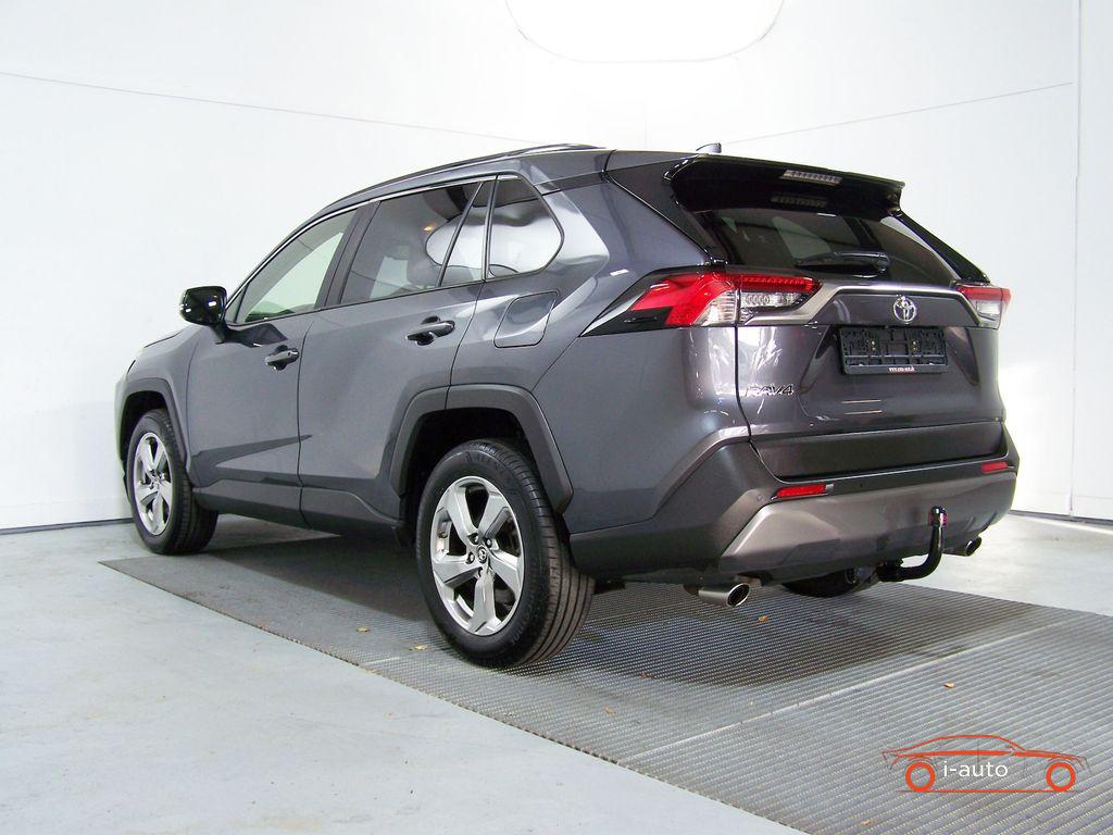 Toyota RAV4 2.0 Club za 26670€