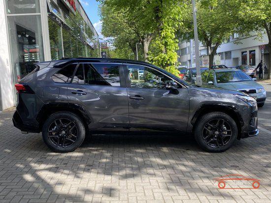 Toyota RAV4 2.5l 4x4 Plug-in Hybrid za 72260€