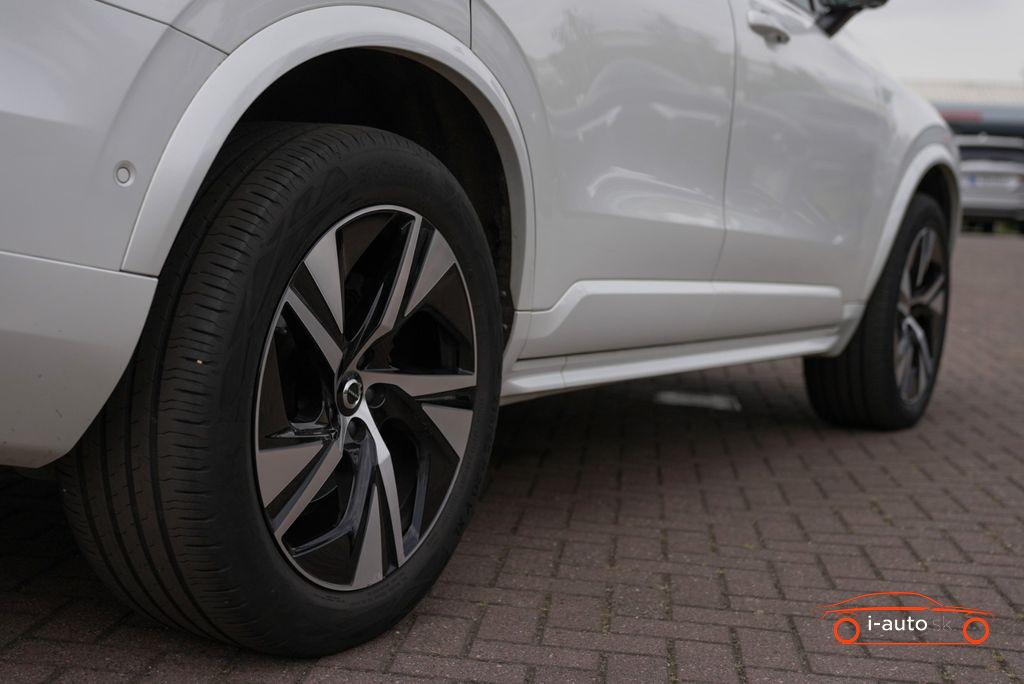 Volvo XC90 R Design Plug-In Hybrid za 47990€