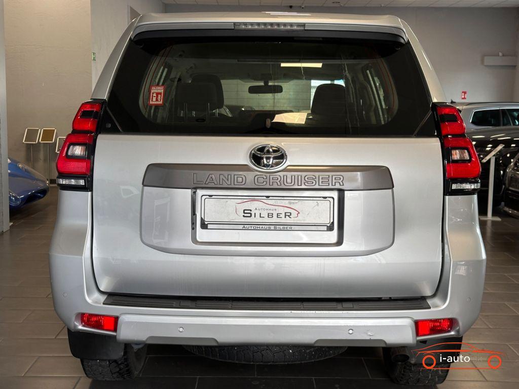 Toyota Land Cruiser 2.8 D-4D Comfort za 52610€