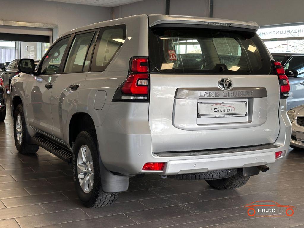 Toyota Land Cruiser 2.8 D-4D Comfort za 52610€