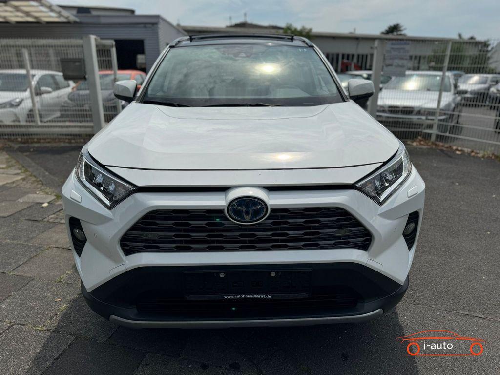 Toyota RAV4 2.5 hybrid Team-D za 31000€