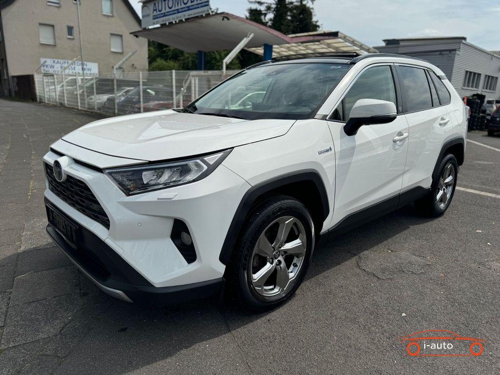 Toyota RAV4 2.5 hybrid Team-D za 31000€