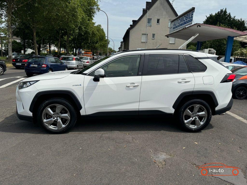 Toyota RAV4 2.5 hybrid Team-D za 31000€