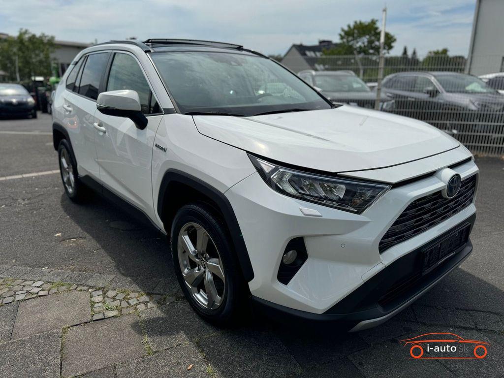 Toyota RAV4 2.5 hybrid Team-D za 31 000