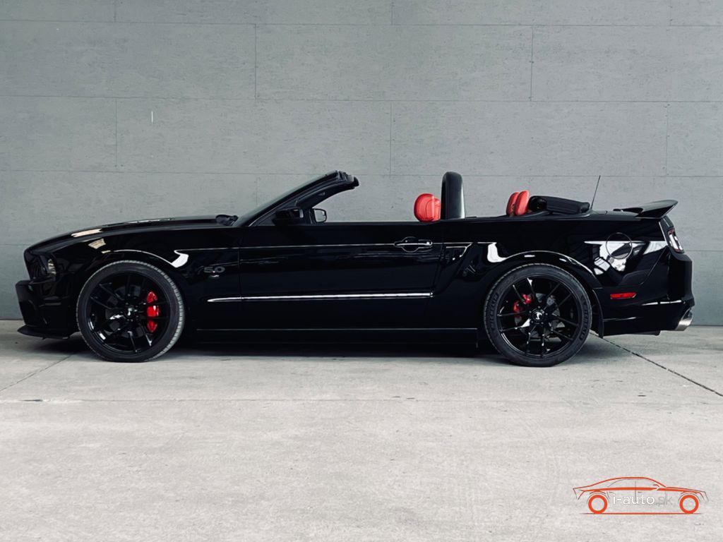 Ford Mustang GT California Special za 28500€