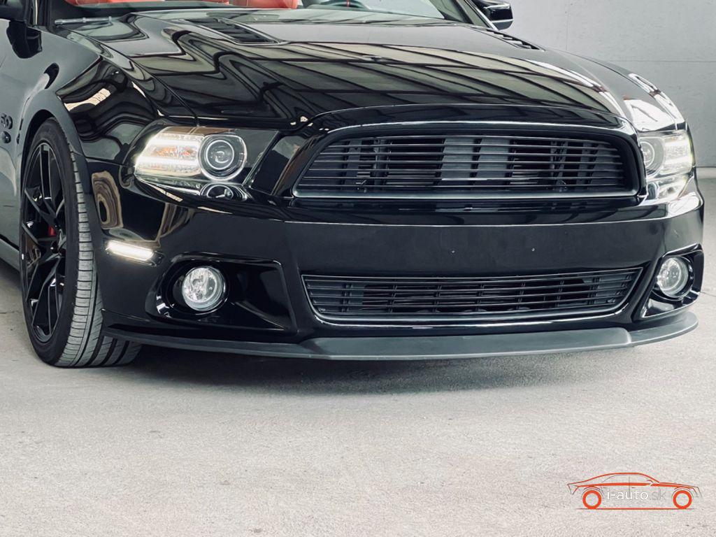 Ford Mustang GT California Special za 28500€