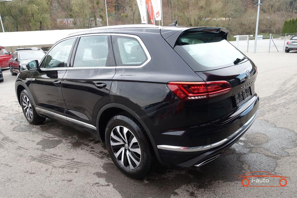 Volkswagen Touareg 3.0 TDI Elegance 4M za 35600€