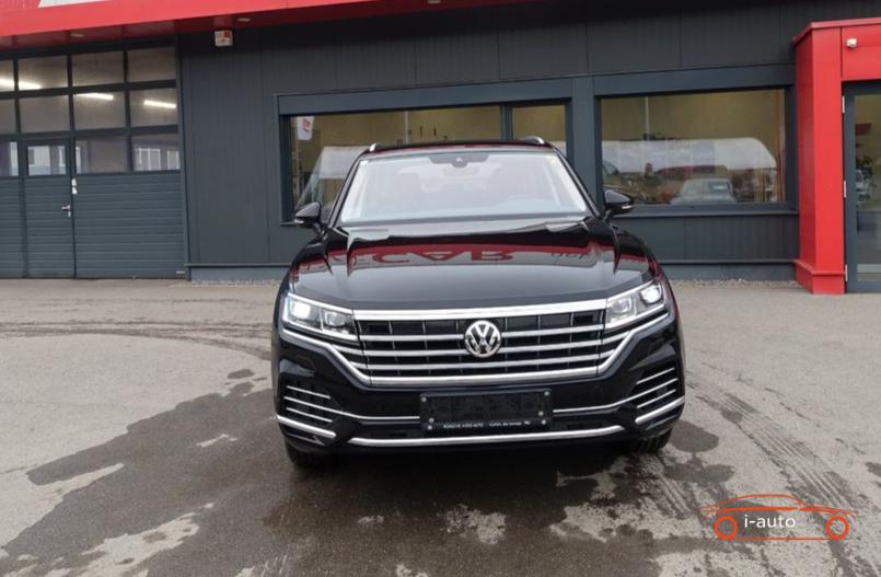 Volkswagen Touareg 3.0 TDI Elegance 4M za 35600€