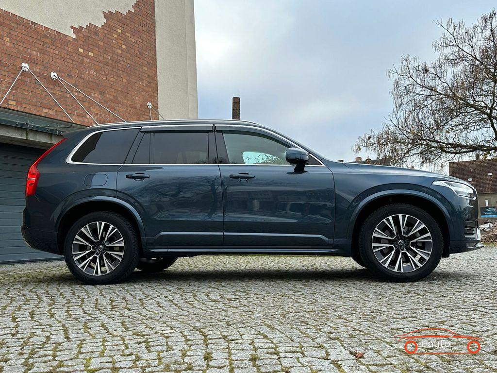 Volvo XC90 XC90 Momentum Pro AWD R-Design za 48040€