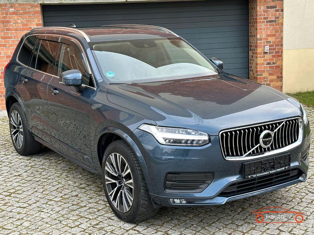 Volvo XC90 XC90 Momentum Pro AWD R-Design za 48040€