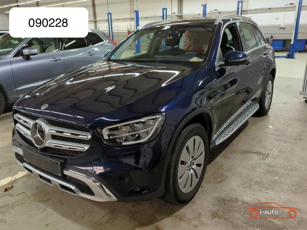 Mercedes-Benz GLC 300e 4Matic za 34 800