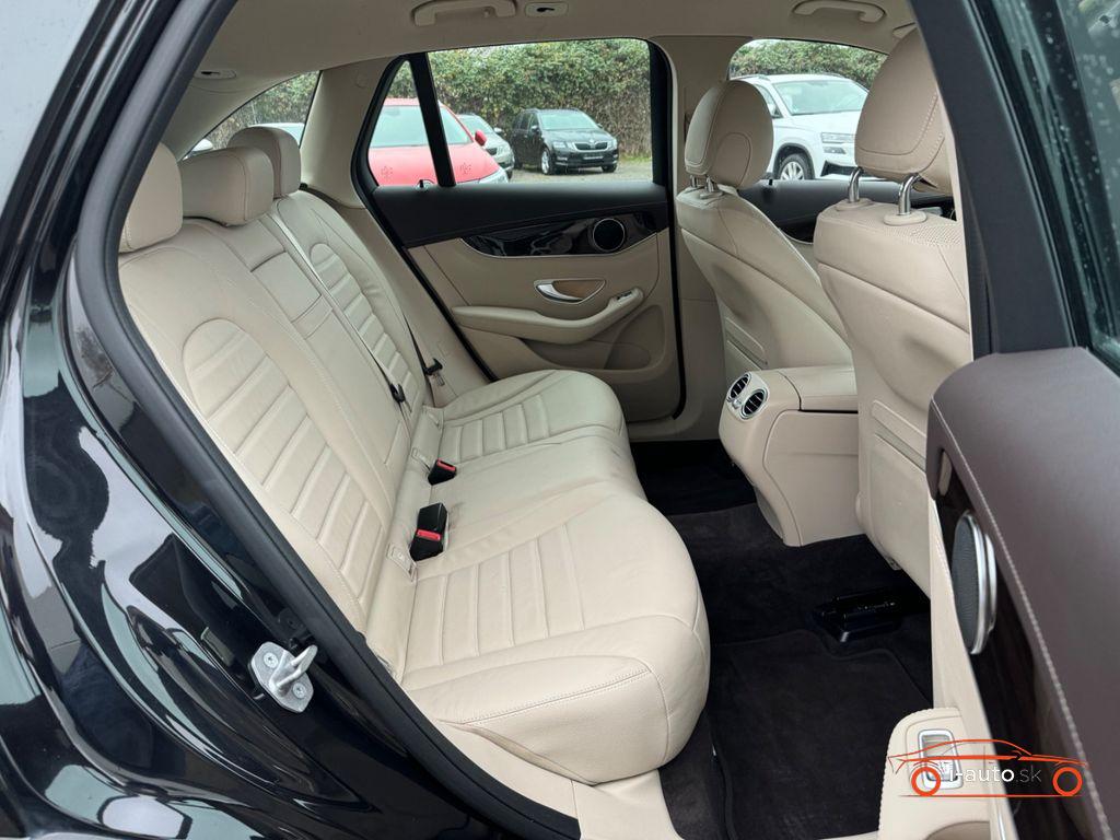 Mercedes-Benz GLC 300e 4Matic za 35300€