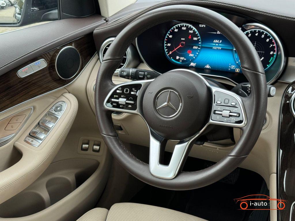 Mercedes-Benz GLC 300e 4Matic za 35300€