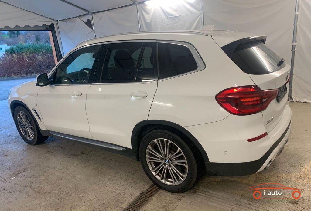 BMW X3 xDrive30e Luxury Line za 32900€