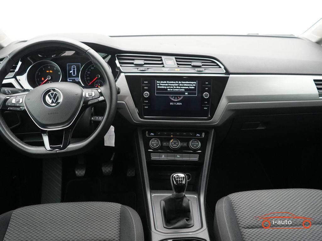 Volkswagen Touran 1.5 TSI Comfortline za 31400€