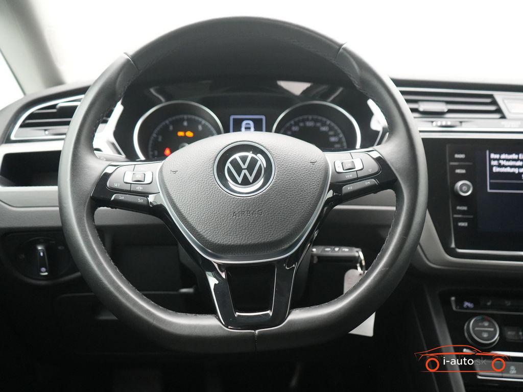 Volkswagen Touran 1.5 TSI Comfortline za 31400€