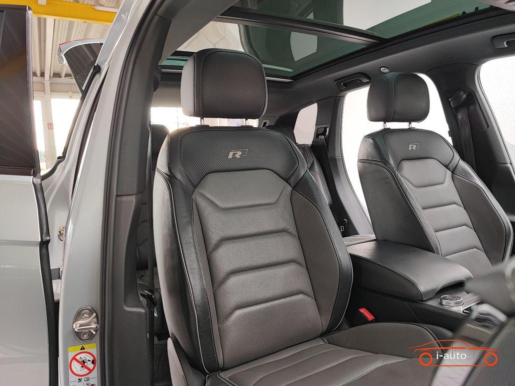 Volkswagen Touareg 3.0 TDI 4Motion R-line za 58700€