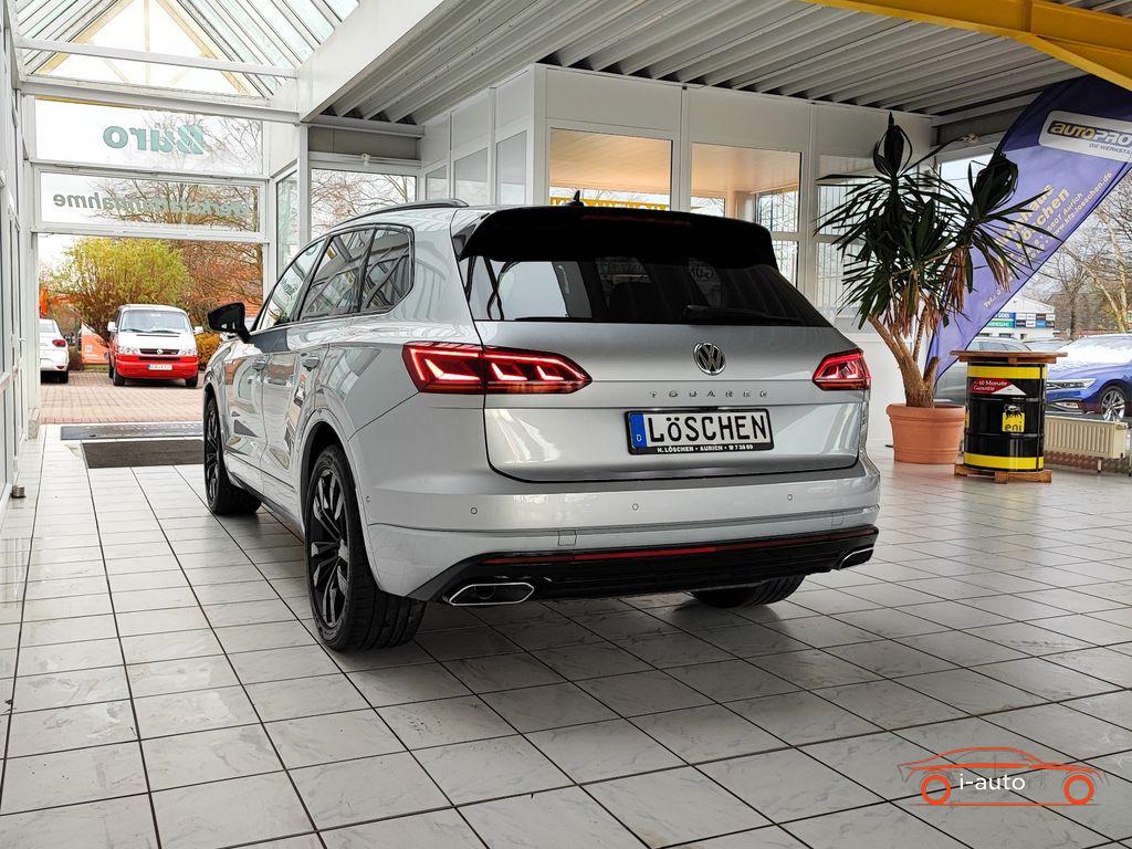 Volkswagen Touareg 3.0 TDI 4Motion R-line za 58700€