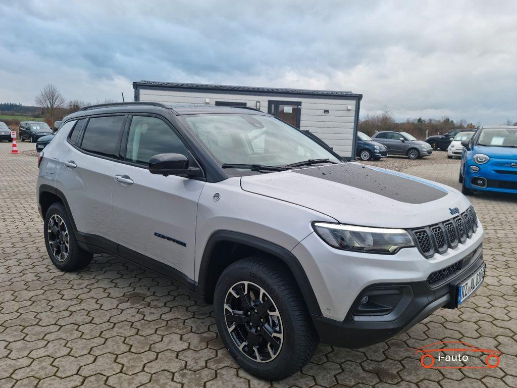 Jeep Compass Trailhawk Plug-In Hybrid 4WD za 38000€