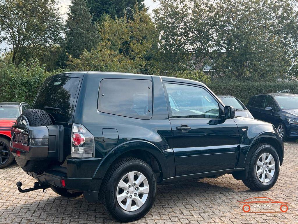 Mitsubishi Pajero 3.2 DI-D Basis 4WD za 29300€